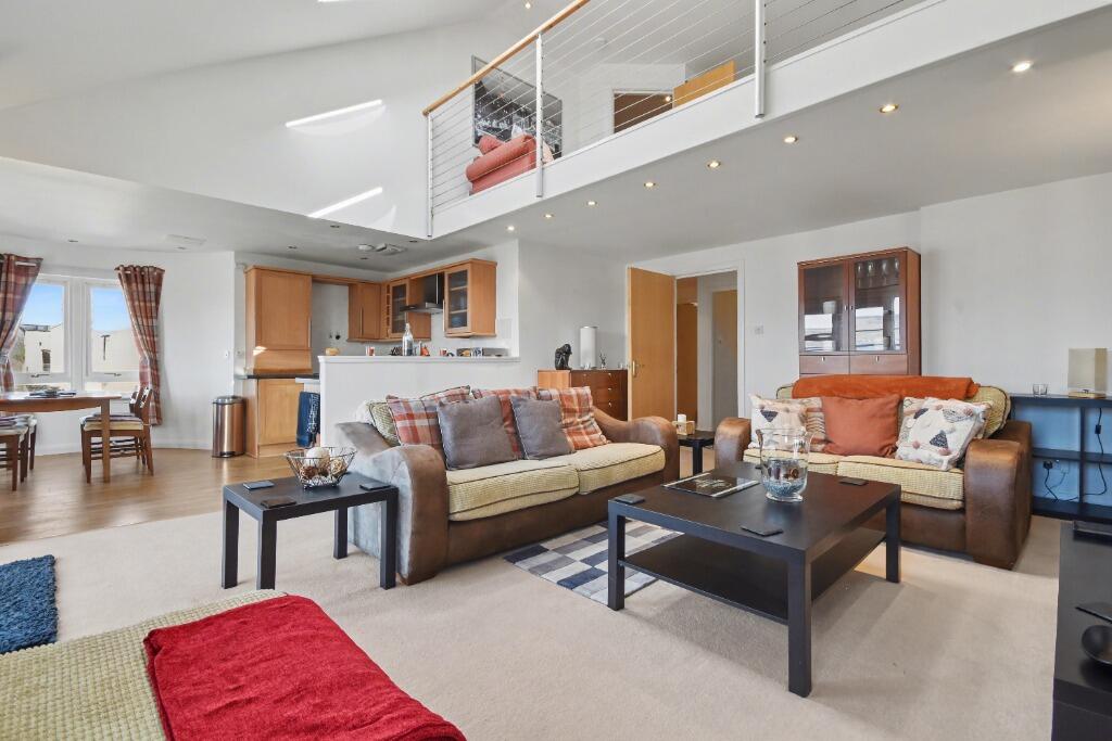 Main image of property: Greenock Road, Inverclyde, Wemyss Bay, PA18