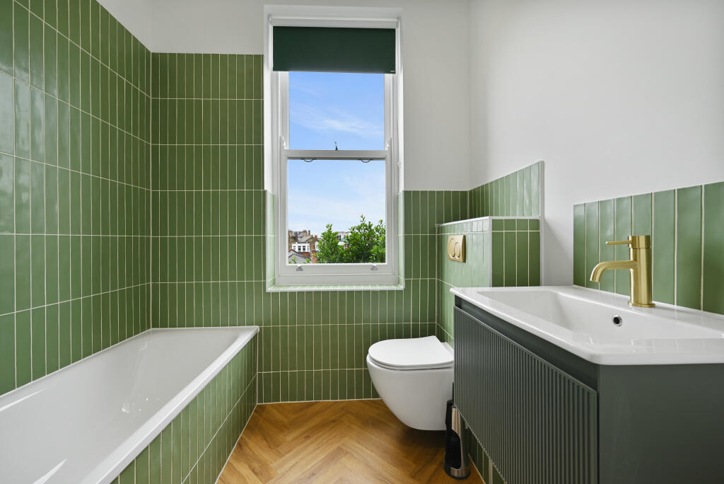3 bedroom flat for rent