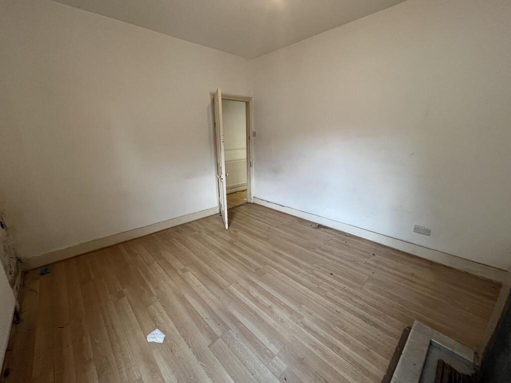 Apartment in London, Harrow Weald - View 5