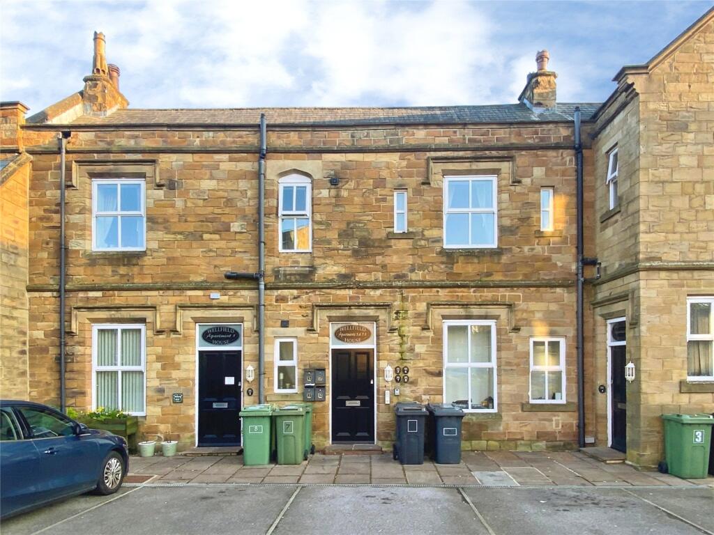 Main image of property: Halifax Road, Dewsbury, WF13