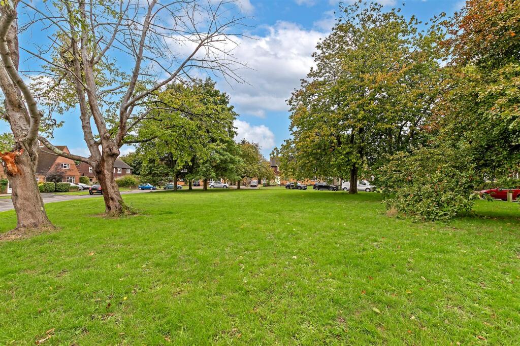 Additional image 22 of South Close, St. Albans