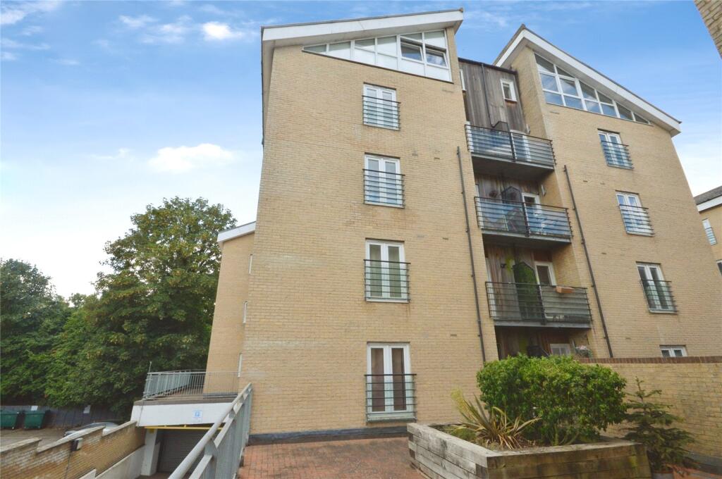 Main image of property: Silver Street, Stansted, Essex, CM24