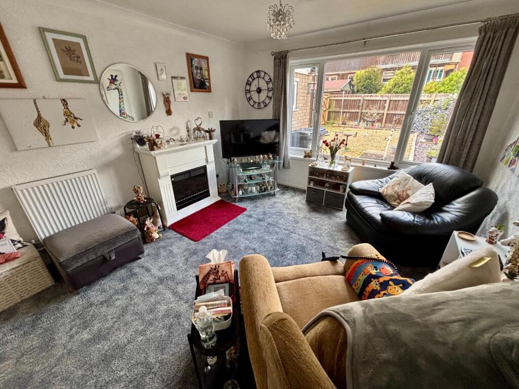 House in Northampton, West Northamptonshire - View 6