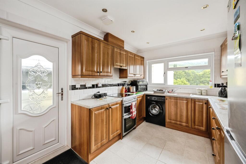 House in Clydach, Swansea - View 3