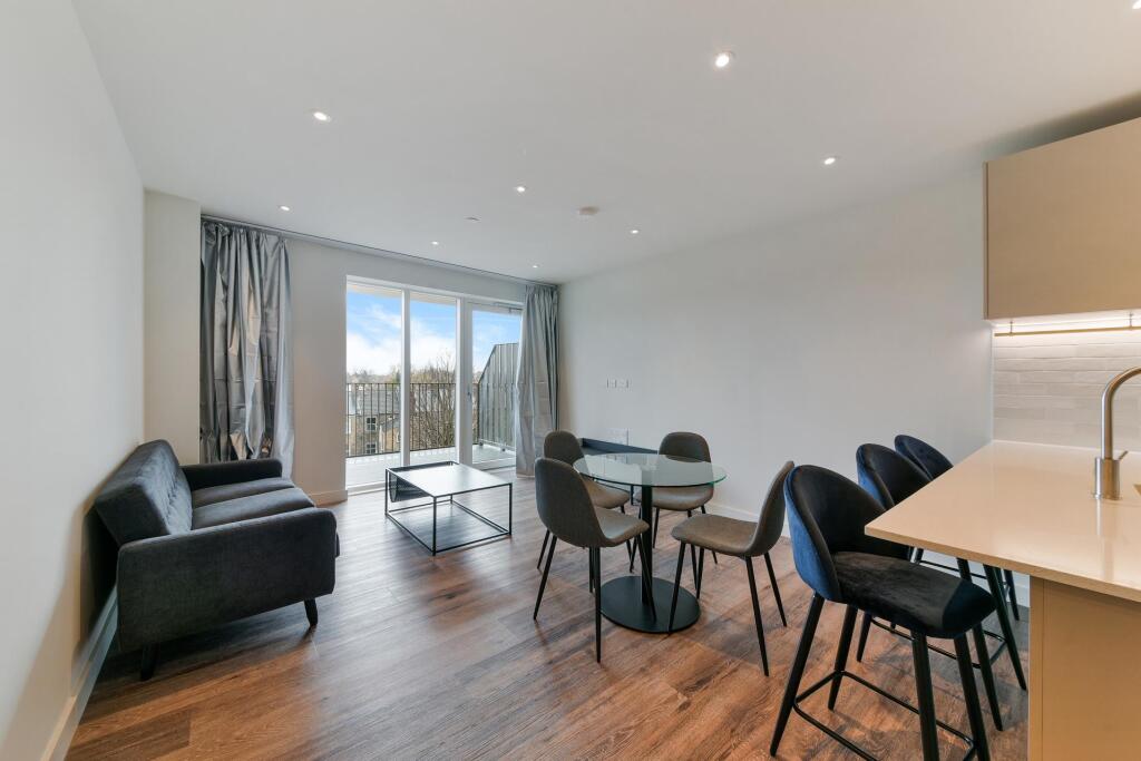 Main image of property: Azure House, Alexandra Gate, London, N8