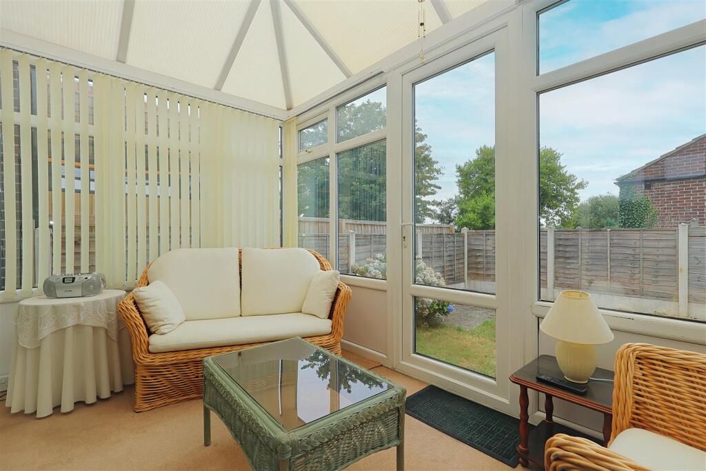 House in Leeds - View 2