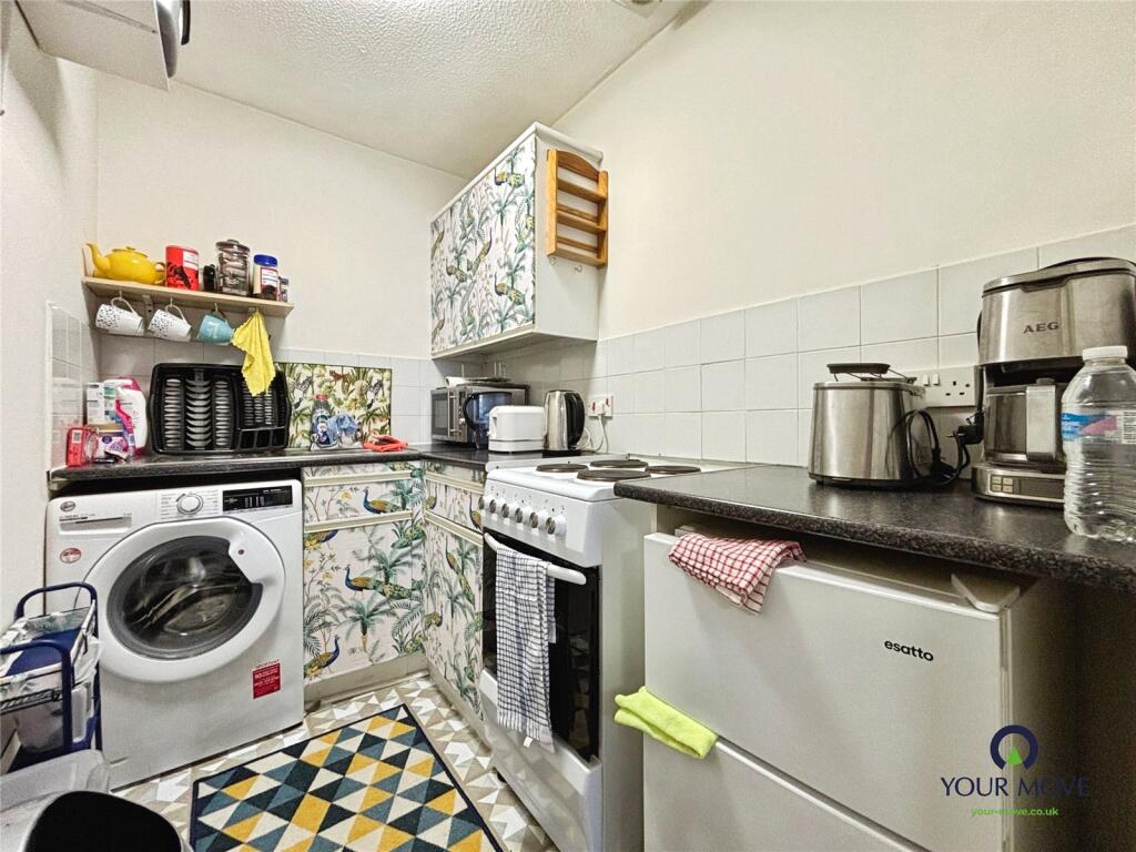 Apartment in Portsmouth - View 4