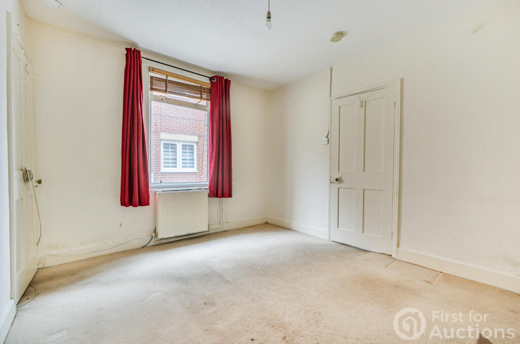 House in Reading - View 3