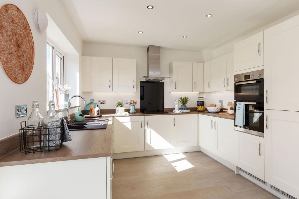 Main image of property: Alcester Road,
Shottery,
Stratford-Upon-Avon,
CV37 9QX