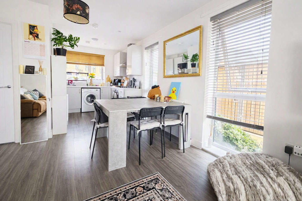 Apartment in Gosport, Lee-on-the-Solent - View 5