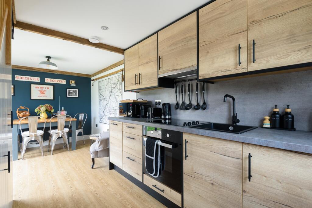 Apartment in Ashford, Biddenden - View 3