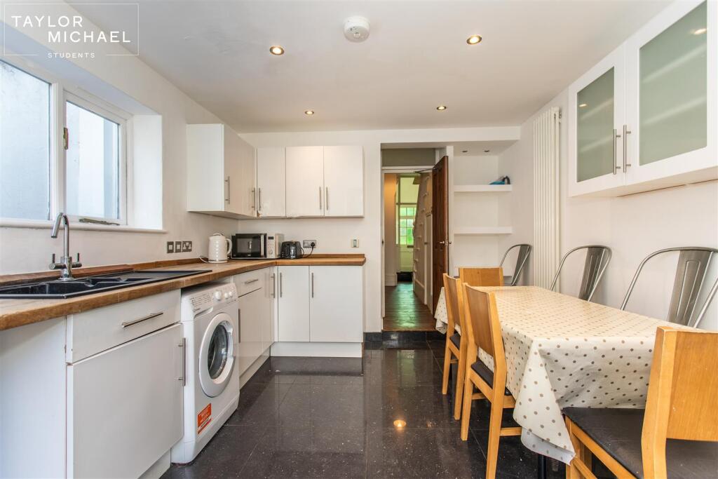 House in Brighton, Queen's Park - View 5