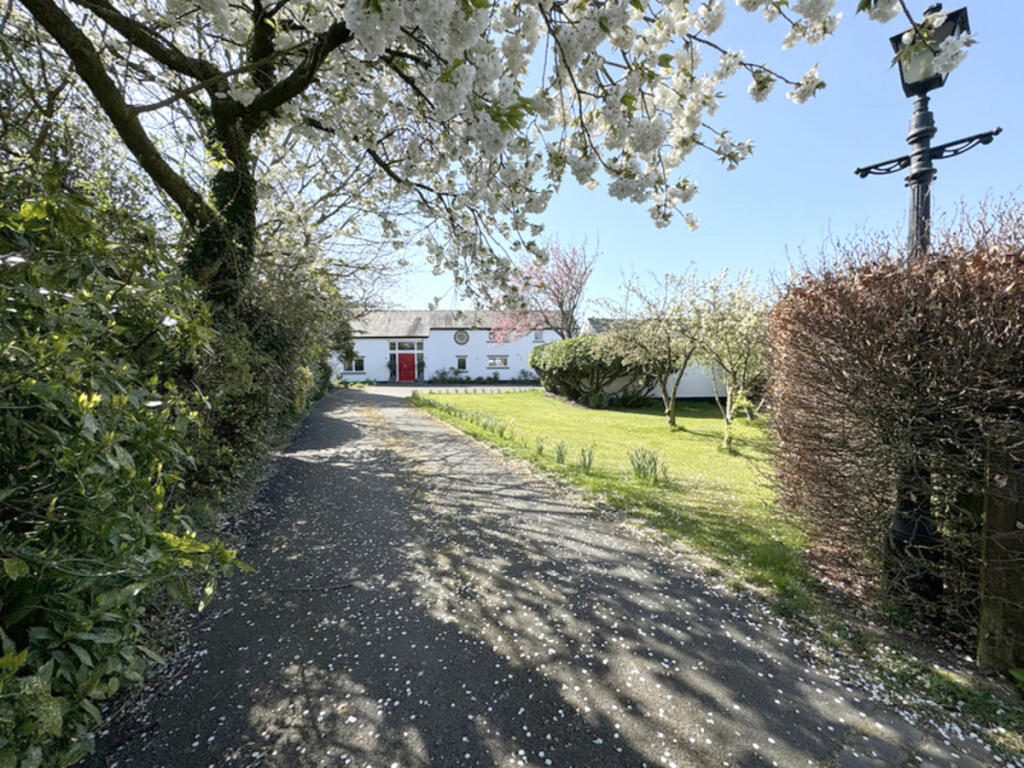 House in Preston - View 3
