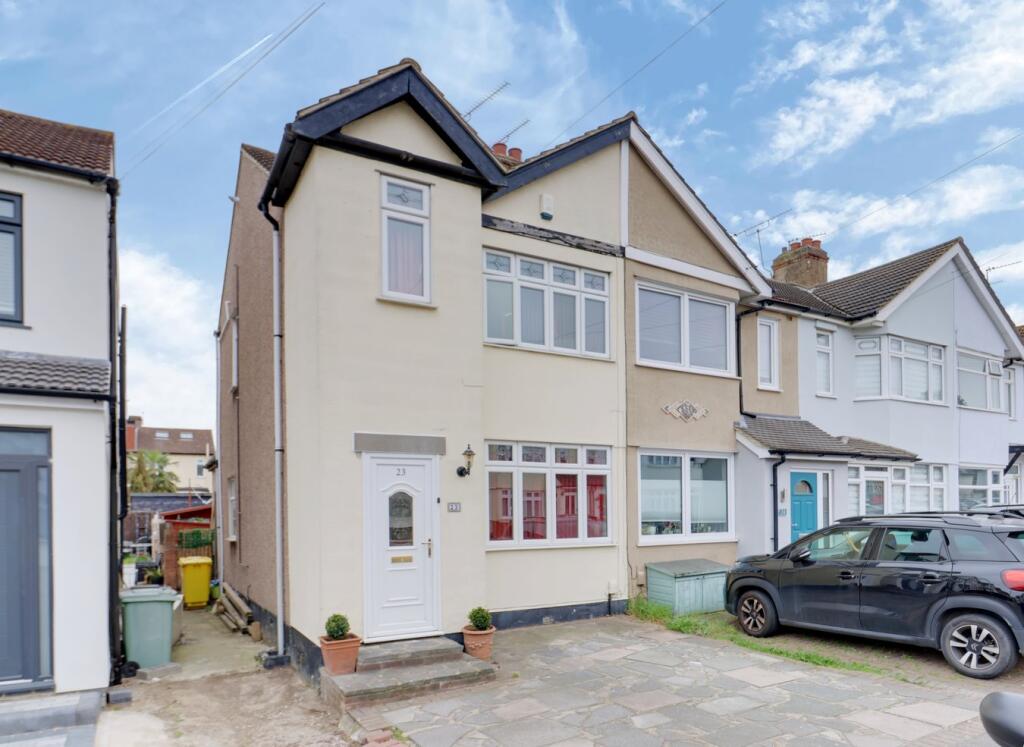 Glenwood Avenue, Rainham, RM13, Rainham