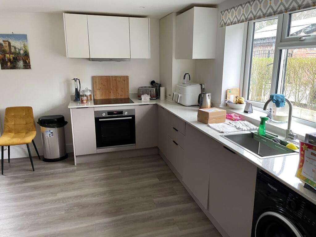 House in Mole Valley, Capel - More