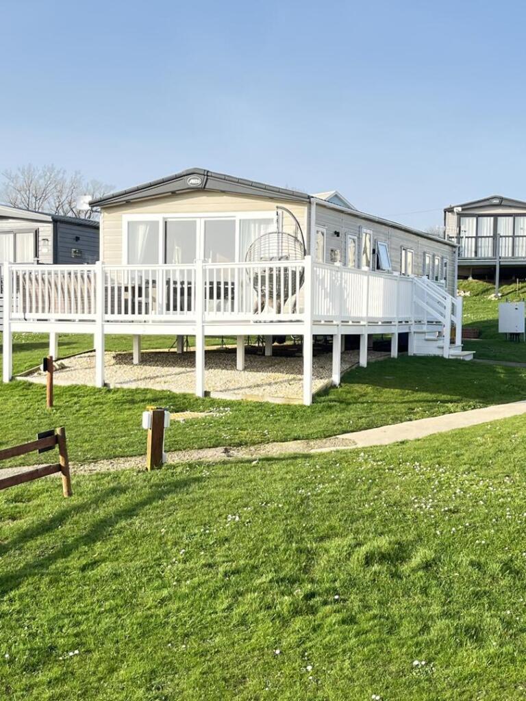 Nodes Point Holiday Park, Ryde, Isle of Wight, PO33 1YA