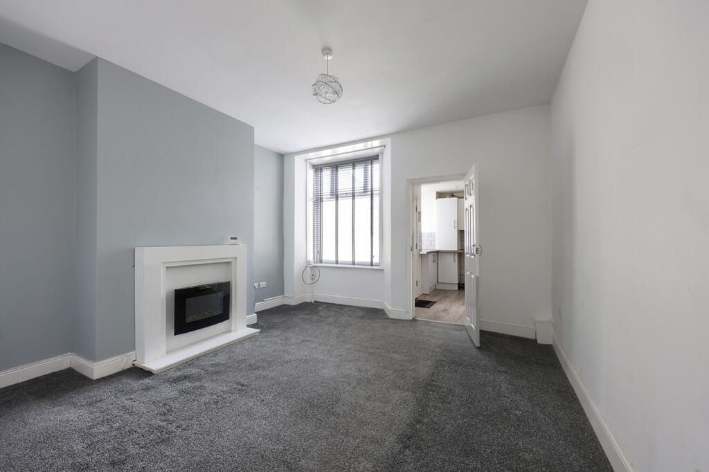 House in Burnley, Rose Grove - View 3