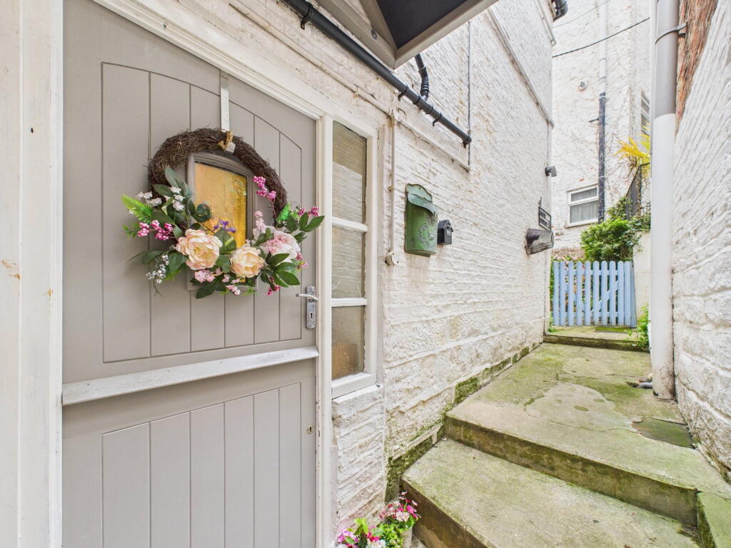 Main image of property: Whitby, YO21 1QR