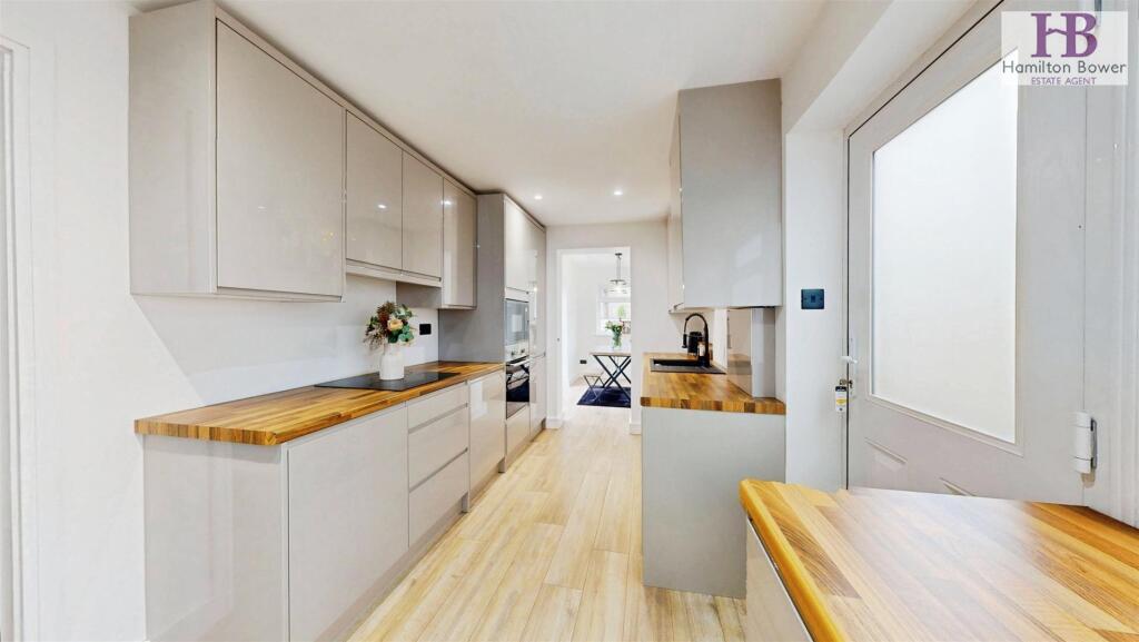 House in Calderdale, West Yorkshire - More