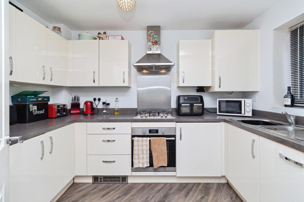 House in Stafford, Holmcroft - View 5