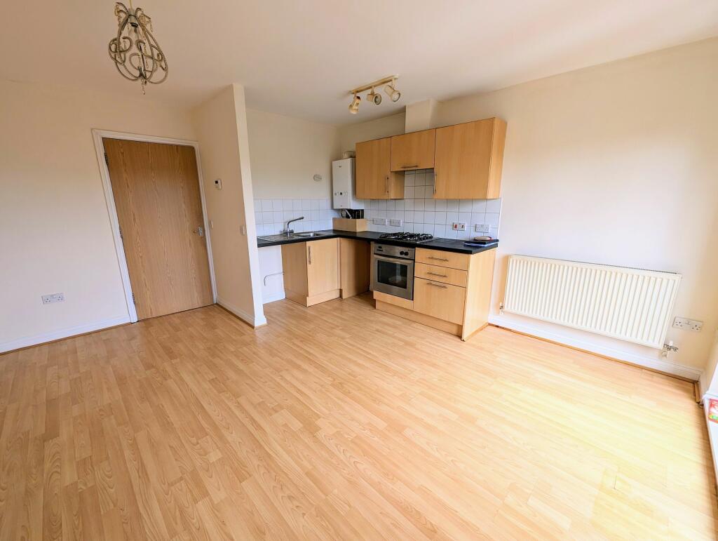 Apartment in Bristol, Henbury - View 5