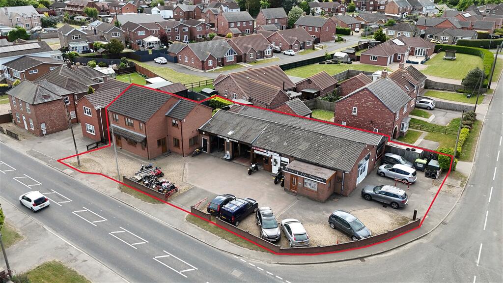 4-bed detached on 269-275 High Road, Whaplode, Spalding PE12 6TG, £450,000