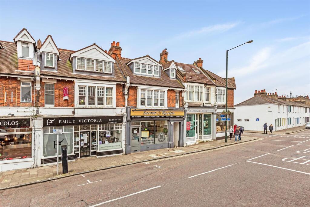 Main image of property: Sheen Lane, East Sheen, SW14