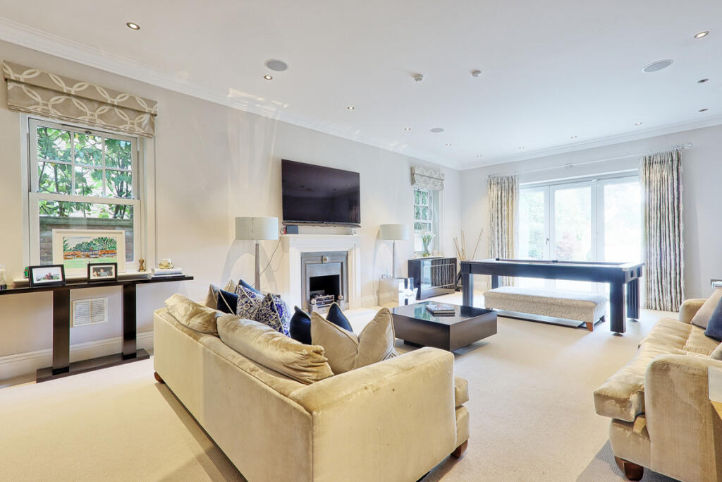 House in Romford - View 4