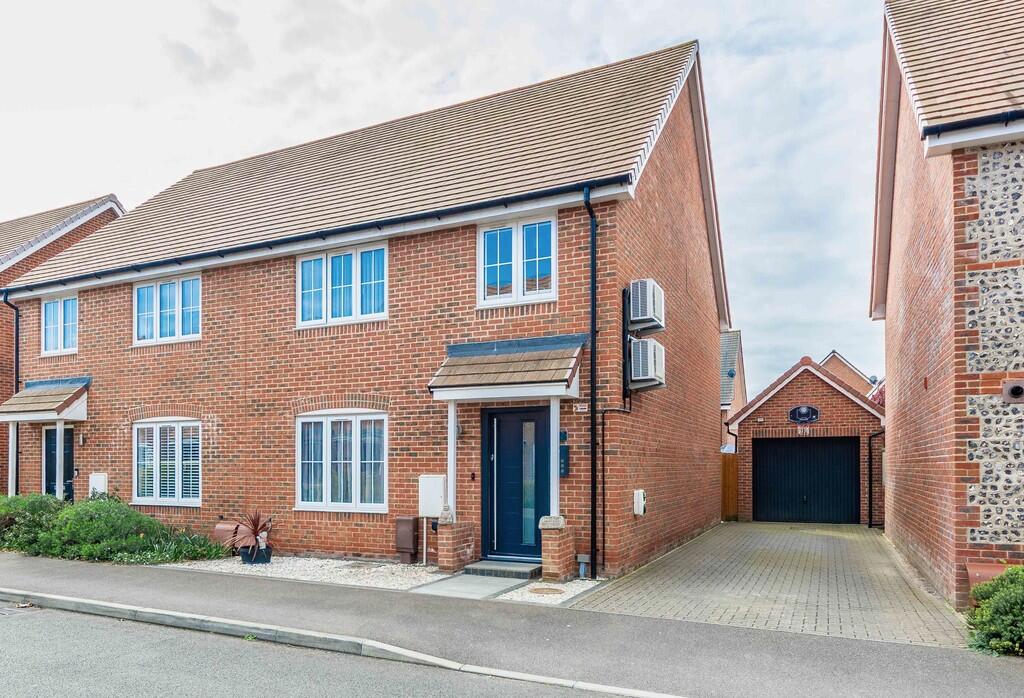 Main image of property: Peckham Chase, Eastergate