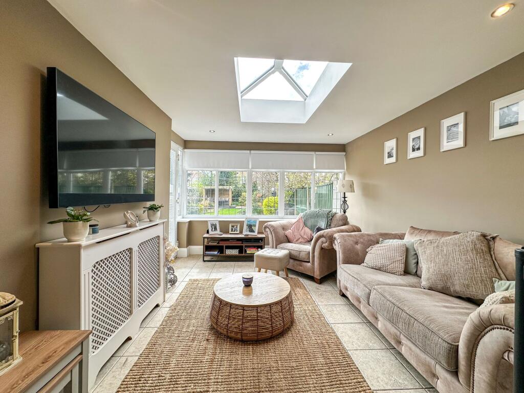 Ashlea Road, Wirral, CH61 - View 2