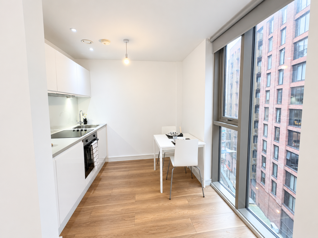 Apartment 94, Block B, One Wolstenholme Square, Liverpool, L1 photo 3
