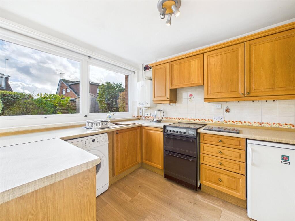 Wimborne Close, Up Hatherley, Cheltenham, Gloucestershire, GL51 photo 2