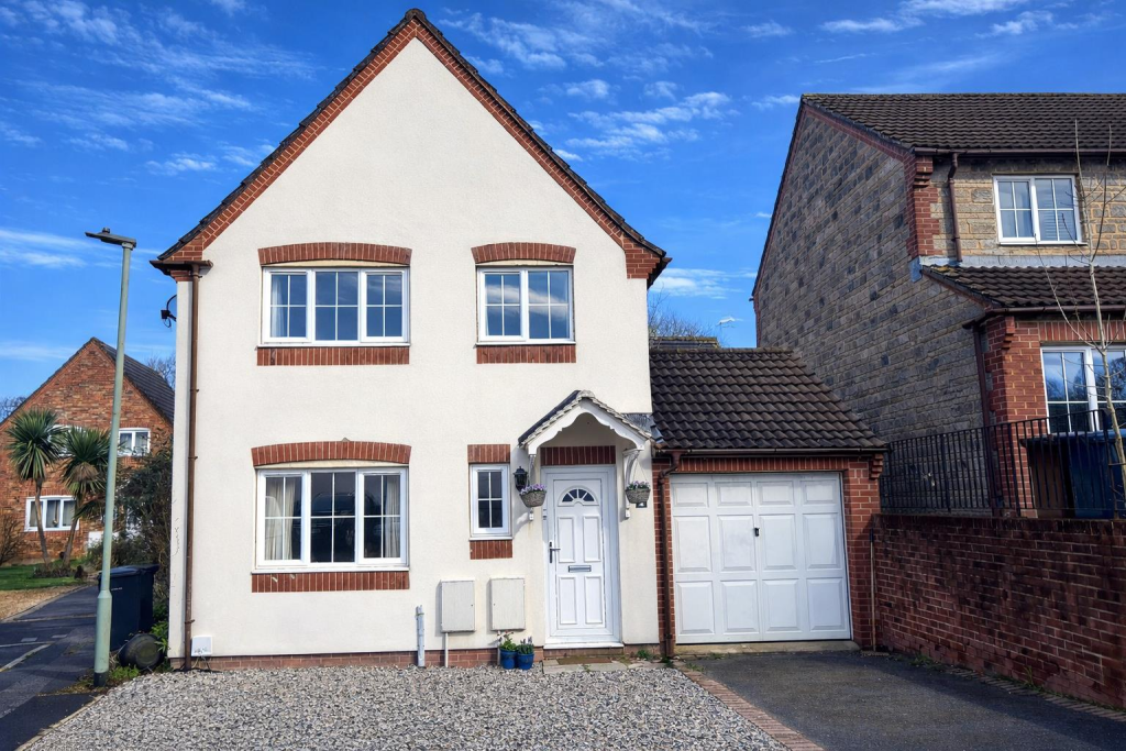 Main image of property: Canterbury Close, Ivybridge