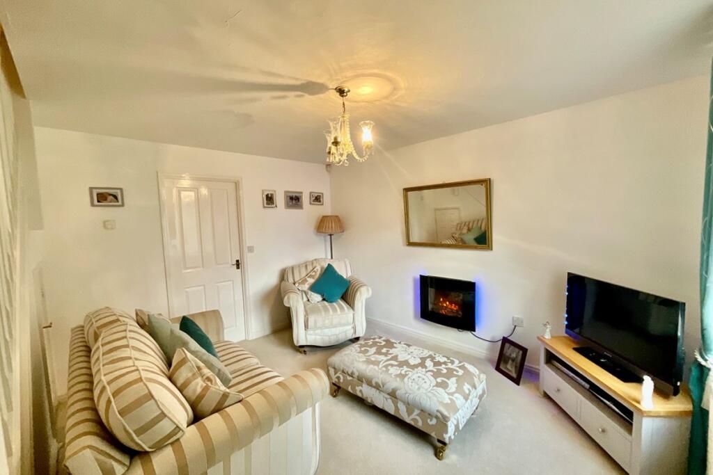 Stirling Way, Sheffield, Sheffield, S2 1DT photo 2