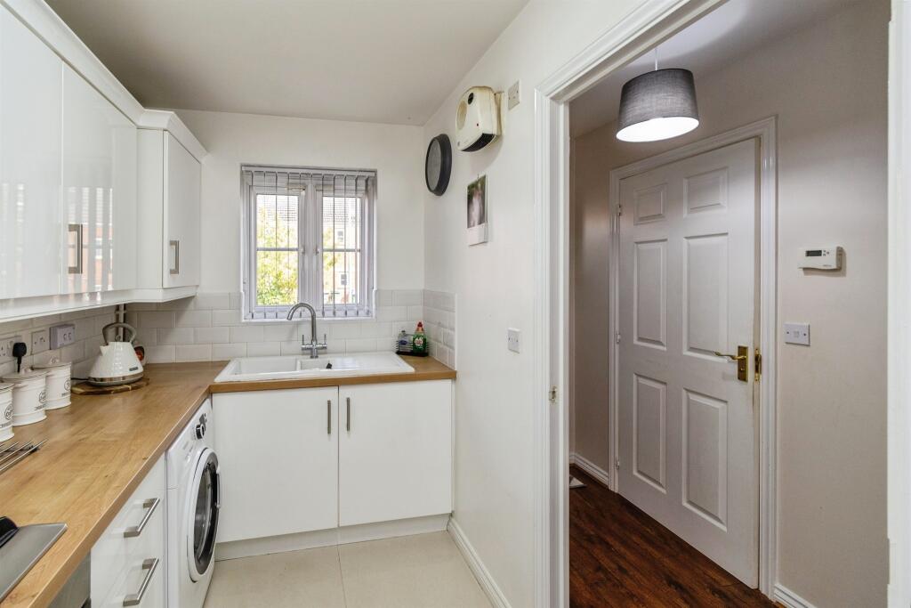 House in Sandwell, West Midlands - View 5