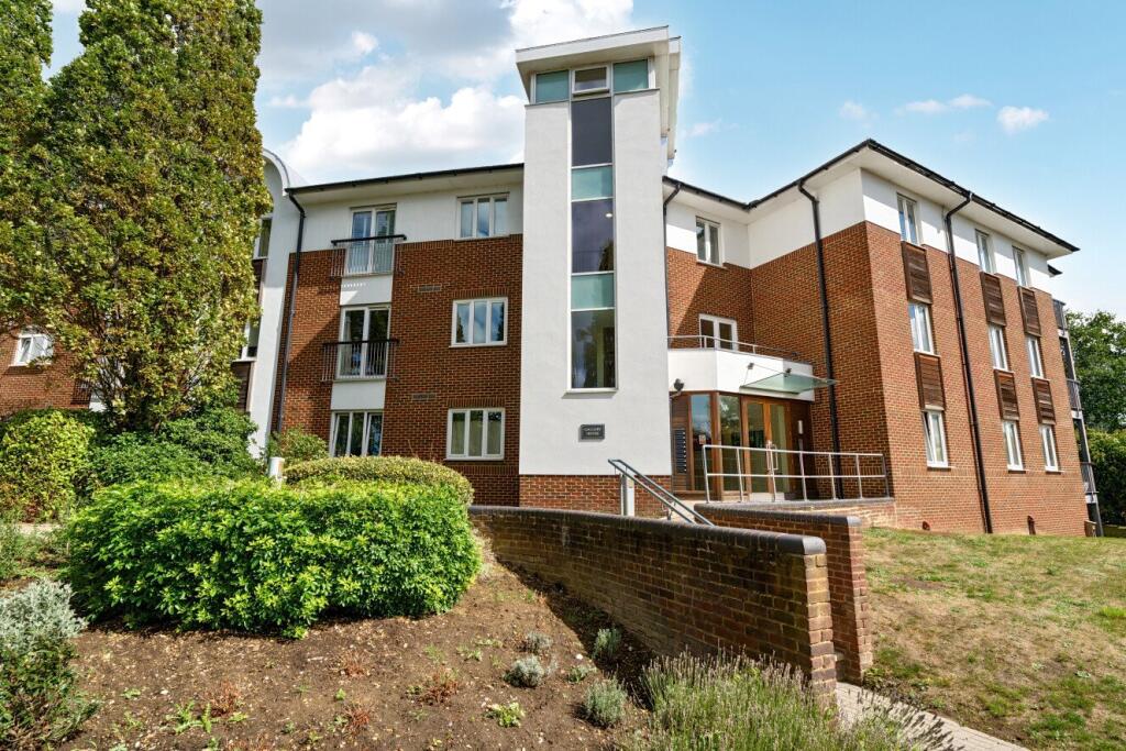 1-bed flat on Copers Cope Road, Beckenham, Kent, BR3, £350,000