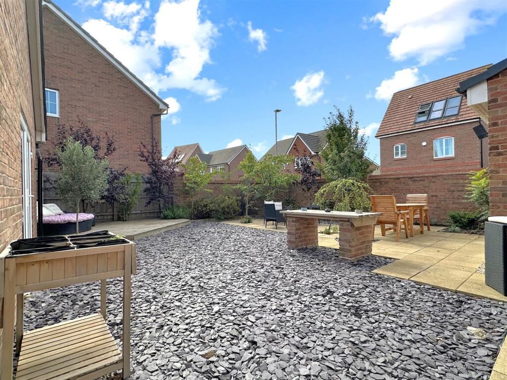 House in Newark and Sherwood, Newark - View 3