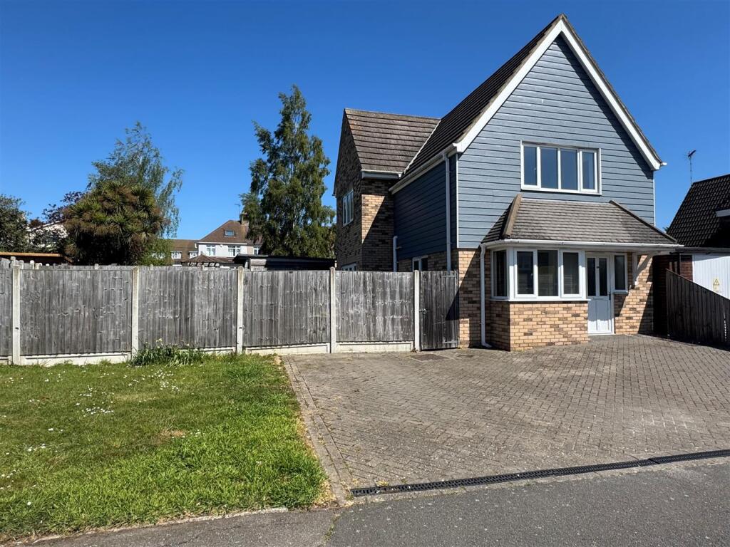 Main image of property: Nevern Road, Rayleigh