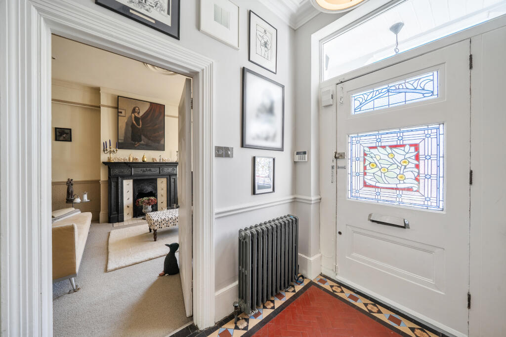 House in London - View 4