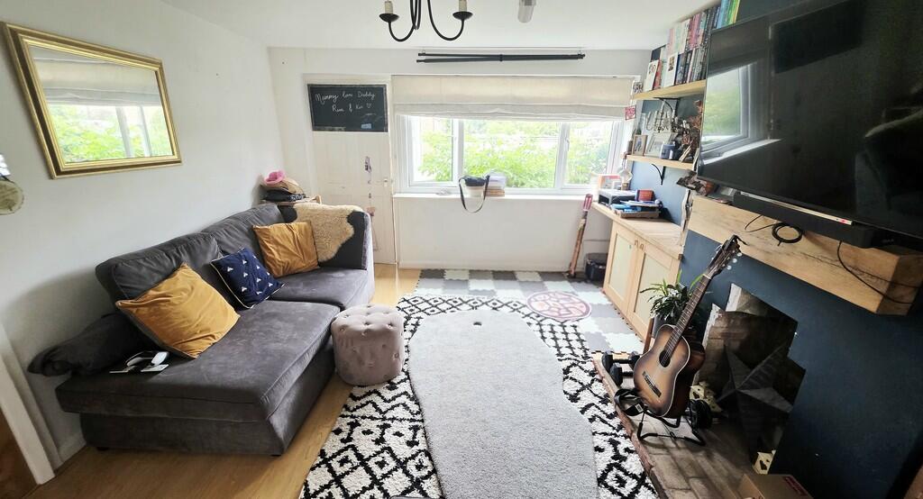 House in Northampton - View 3