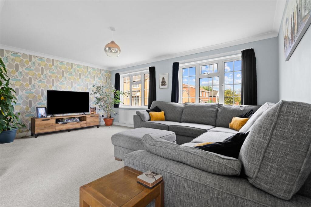 House in Hartlepool, Elwick Rise - More