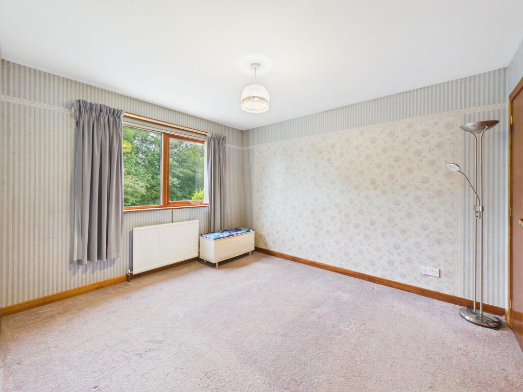 House in Aberdeen - More