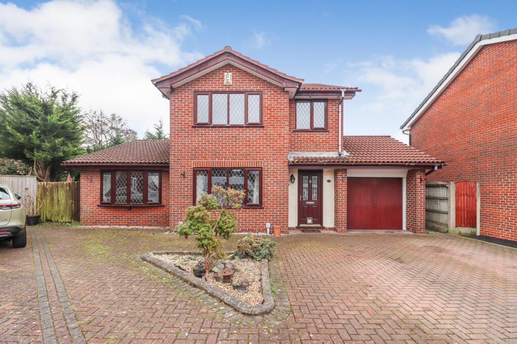 Main image of property: Vincent Close, Old Hall, Old Hall, Warrington