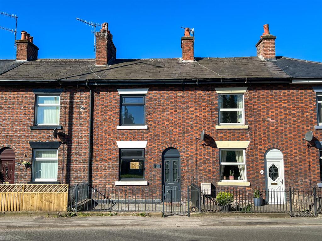 Main image of property: Macclesfield Road, Leek, ST13 8LD