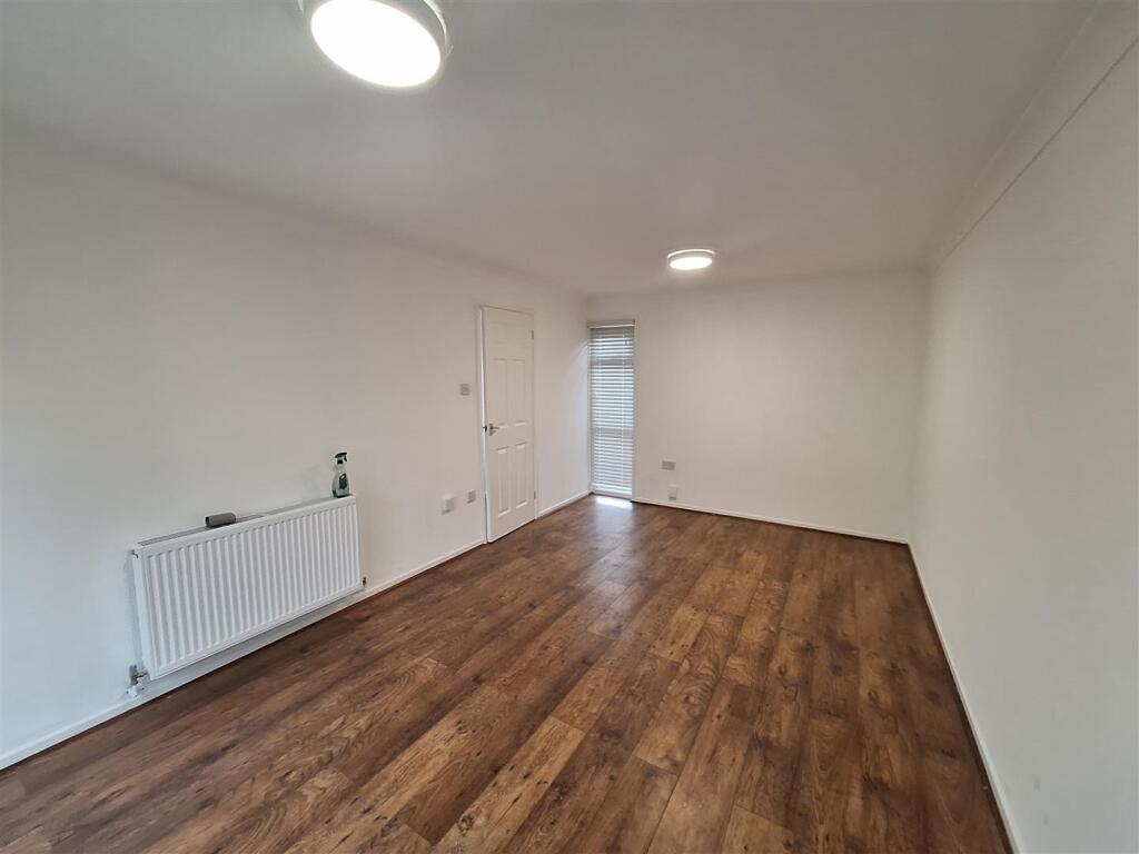 House in Peterborough - View 2