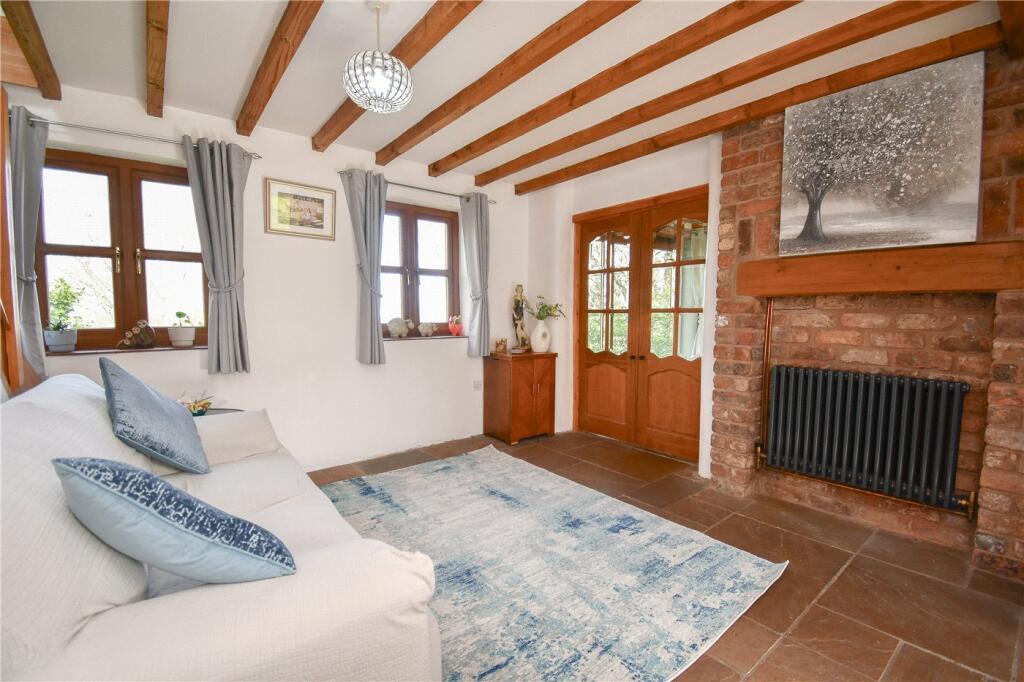 House in Wirral, Newton - View 5