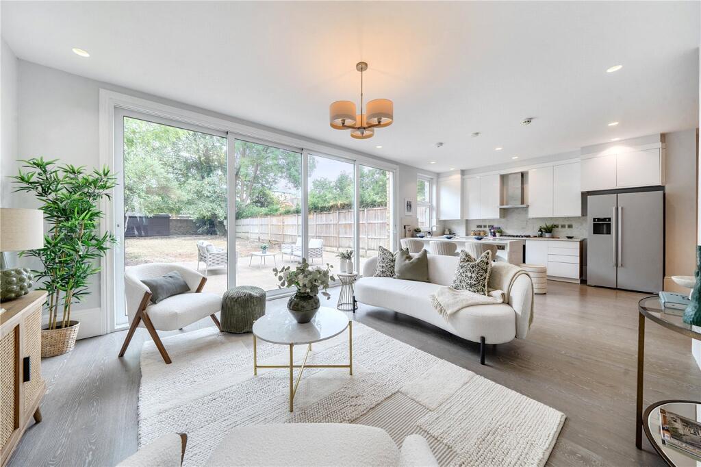 Apartment in London - View 4