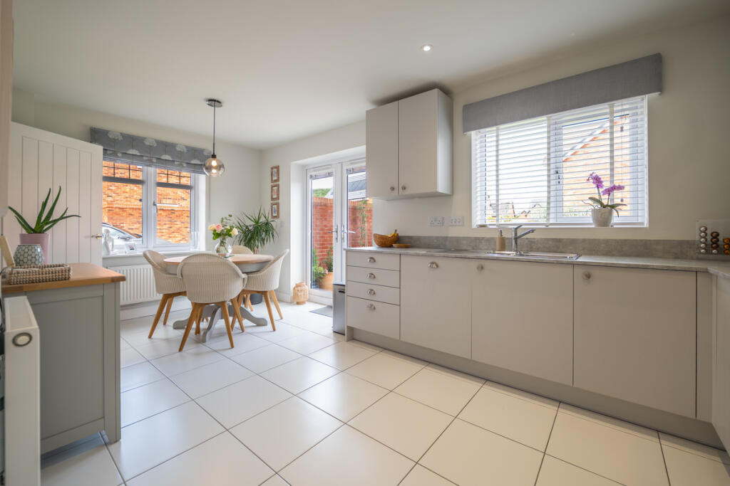 House in Burton-on-Trent, Tatenhill - View 5