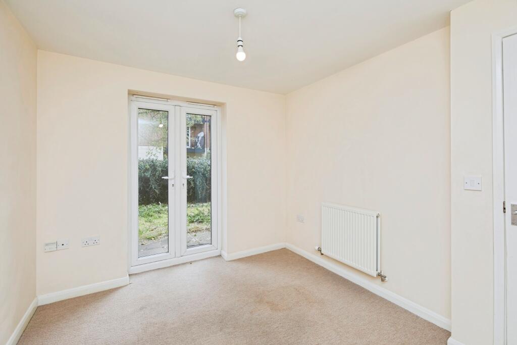 Badgerdale Way, Derby, DE23 photo 3