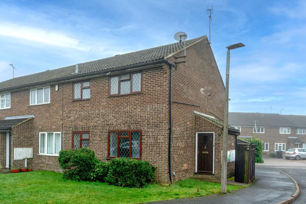 Main image of property: Isenburg Way, Hemel Hempstead, HP2